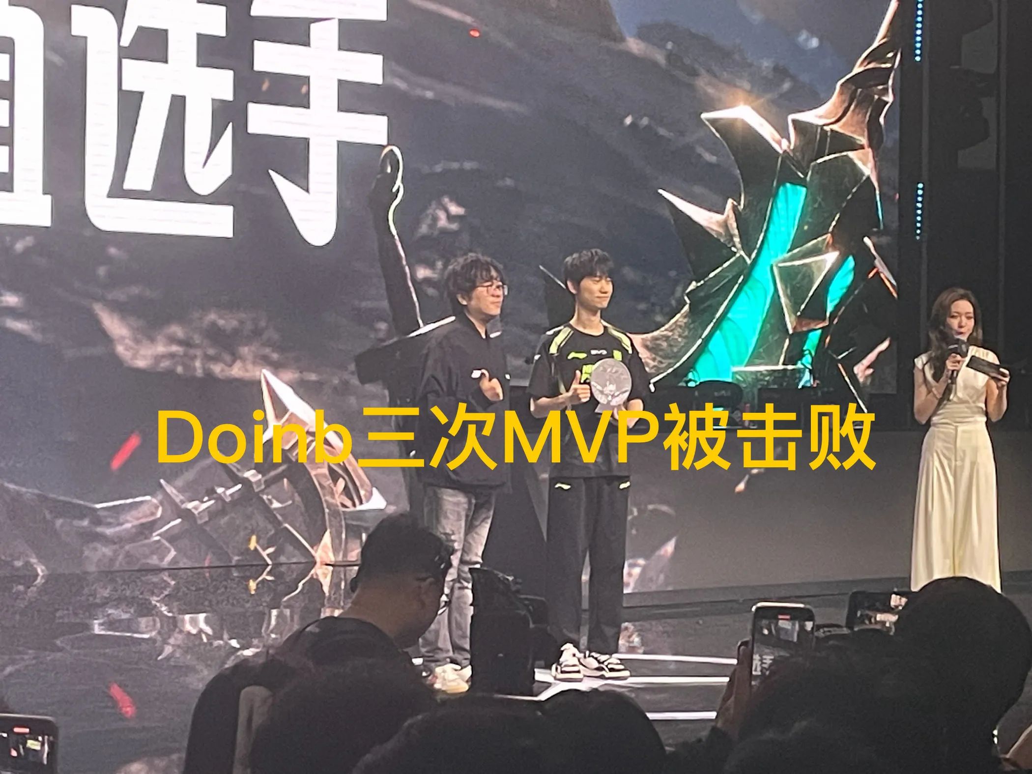 Rookie焦点对战，凯恩与70激战C9分钟，重返赛场胜负难料！